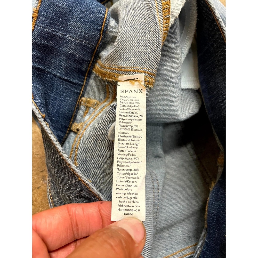 Spanx Jeans Womens Small Blue Denim Cotton Stretch Pull on Mid Rise Straight Leg - Picture 7 of 16